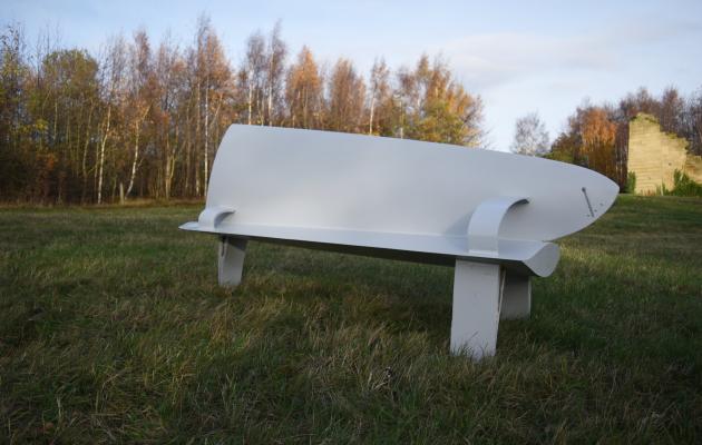 ReBlade bench derived from wind turbine blade