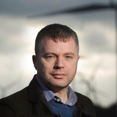 Steven Lindsay